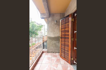 Casa à venda com 270m², 3 quartos e 2 vagas Casa à venda com 270m², 3 quartos e 2 vagasSacada