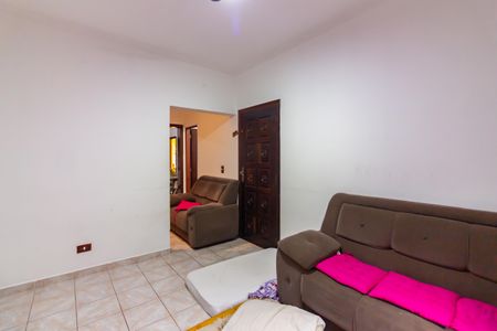 Casa à venda com 270m², 3 quartos e 2 vagas Casa à venda com 270m², 3 quartos e 2 vagasSala