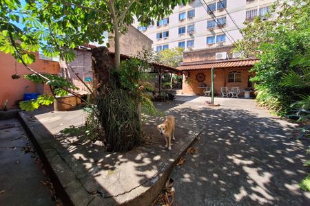 Casa à venda com 65m², 3 quartos e 2 vagas Casa à venda com 65m², 3 quartos e 2 vagasQuintal