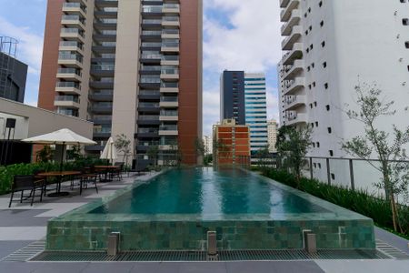 Studio à venda com 26m², 0 quarto e sem vaga Studio à venda com 26m², 0 quarto e sem vagaRooftop - Piscina