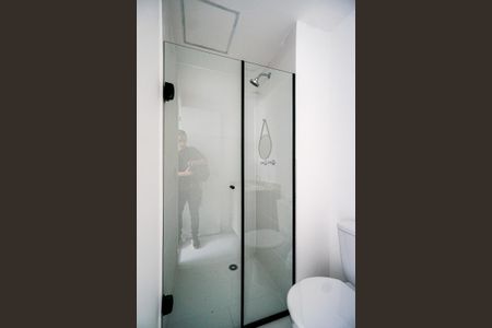 Apartamento à venda com 27m², 1 quarto e sem vaga Apartamento à venda com 27m², 1 quarto e sem vagaBanheiro da suíte