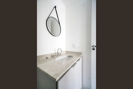 Apartamento à venda com 27m², 1 quarto e sem vaga Apartamento à venda com 27m², 1 quarto e sem vagaBanheiro da suíte