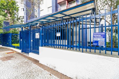 Apartamento para alugar com 55m², 3 quartos e 1 vagaFachada