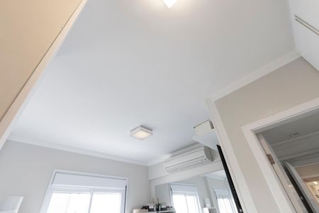 Apartamento à venda com 91m², 2 quartos e 2 vagas Apartamento à venda com 91m², 2 quartos e 2 vagasSuíte