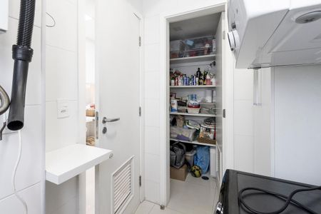 Apartamento à venda com 91m², 2 quartos e 2 vagas Apartamento à venda com 91m², 2 quartos e 2 vagasÁrea de Serviço