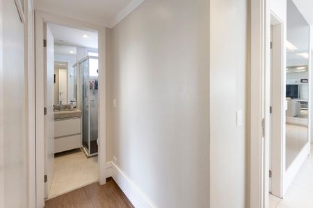 Apartamento à venda com 91m², 2 quartos e 2 vagas Apartamento à venda com 91m², 2 quartos e 2 vagasCorredor