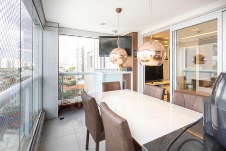 Apartamento à venda com 91m², 2 quartos e 2 vagas Apartamento à venda com 91m², 2 quartos e 2 vagasSala