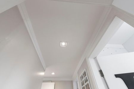 Apartamento à venda com 91m², 2 quartos e 2 vagas Apartamento à venda com 91m², 2 quartos e 2 vagasCorredor