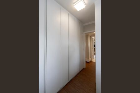 Apartamento à venda com 91m², 2 quartos e 2 vagas Apartamento à venda com 91m², 2 quartos e 2 vagasSuíte