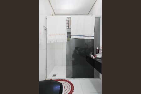 Casa à venda com 360m², 3 quartos e 3 vagas Casa à venda com 360m², 3 quartos e 3 vagasBanheiro da Suíte