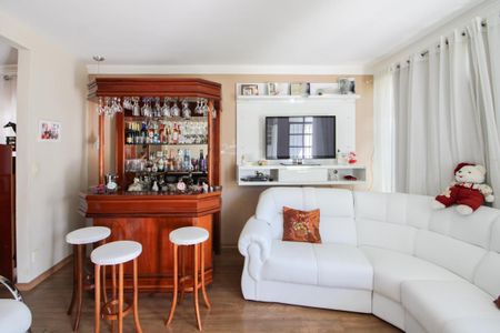 Casa à venda com 360m², 3 quartos e 3 vagas Casa à venda com 360m², 3 quartos e 3 vagasSala