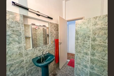 Apartamento para alugar com 70m², 2 quartos e sem vagaBanheiro