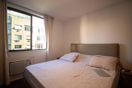 Apartamento à venda com 75m², 1 quarto e 2 vagasQuarto