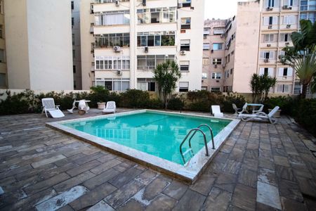 Apartamento à venda com 75m², 1 quarto e 2 vagasÁrea comum - Piscina
