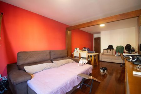 Apartamento à venda com 75m², 1 quarto e 2 vagasSala