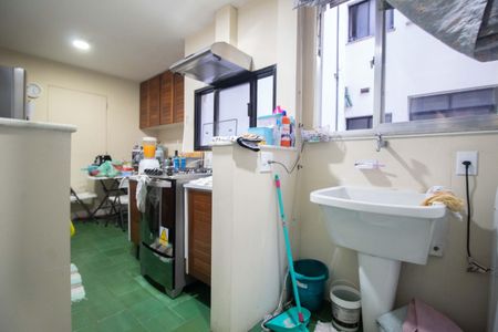 Apartamento à venda com 75m², 1 quarto e 2 vagasÁrea de serviço