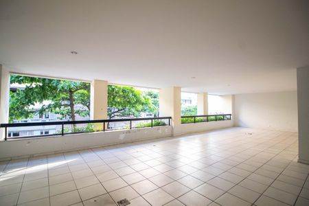 Apartamento à venda com 75m², 1 quarto e 2 vagasÁrea comum - Pátio