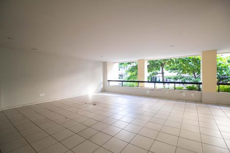 Apartamento à venda com 75m², 1 quarto e 2 vagasÁrea comum - Pátio