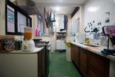 Apartamento à venda com 75m², 1 quarto e 2 vagasCozinha