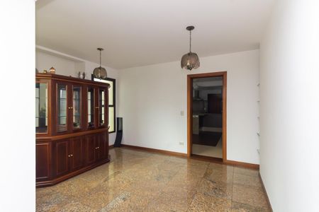 Apartamento à venda com 225m², 4 quartos e 3 vagas Apartamento à venda com 225m², 4 quartos e 3 vagasSala