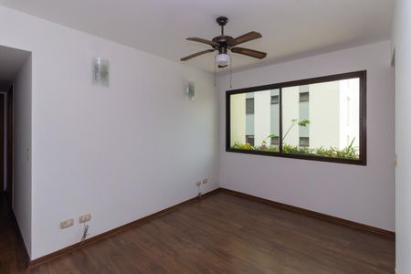 Apartamento à venda com 225m², 4 quartos e 3 vagas Apartamento à venda com 225m², 4 quartos e 3 vagasSala 2