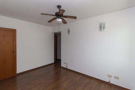 Apartamento à venda com 225m², 4 quartos e 3 vagas Apartamento à venda com 225m², 4 quartos e 3 vagasSala 2