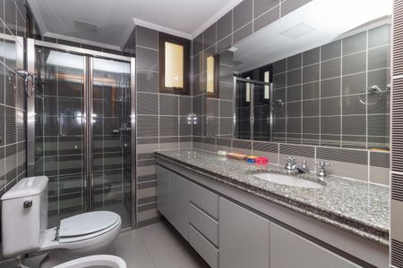 Apartamento à venda com 225m², 4 quartos e 3 vagas Apartamento à venda com 225m², 4 quartos e 3 vagasBanheiro