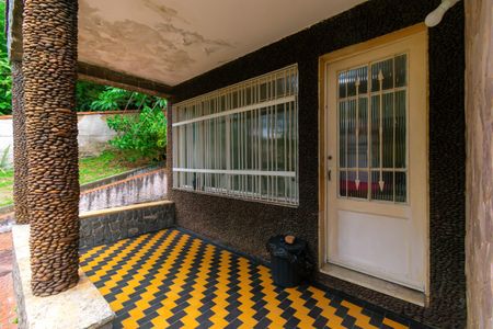 Casa à venda com 751m², 4 quartos e 6 vagasHall de entrada