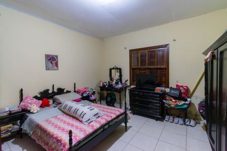 Casa à venda com 751m², 4 quartos e 6 vagasQuarto 2