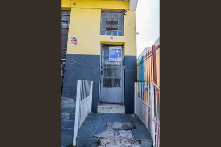 Casa para alugar com 50m², 1 quarto e sem vaga Casa para alugar com 50m², 1 quarto e sem vagaFachada