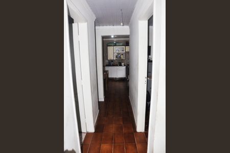 Casa à venda com 470m², 3 quartos e 2 vagasDetalhe - Casa 02 - Corredor