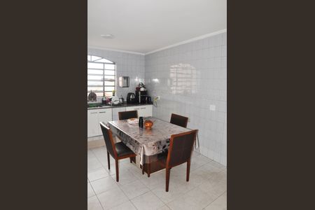 Casa à venda com 470m², 3 quartos e 2 vagasDetalhe - Cozinha