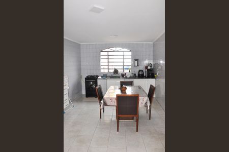 Casa à venda com 470m², 3 quartos e 2 vagasDetalhe - Cozinha