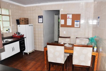 Casa à venda com 470m², 3 quartos e 2 vagasDetalhe - Casa 02 - Cozinha