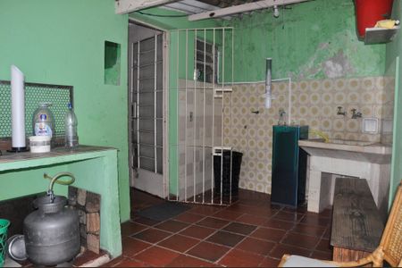 Casa à venda com 470m², 3 quartos e 2 vagasDetalhe - Casa 02 - Área de Serviço