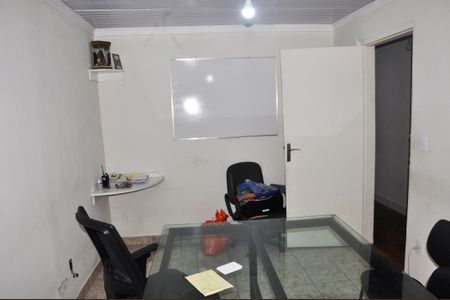 Casa à venda com 470m², 3 quartos e 2 vagasDetalhe - Casa 02 - Quarto 02