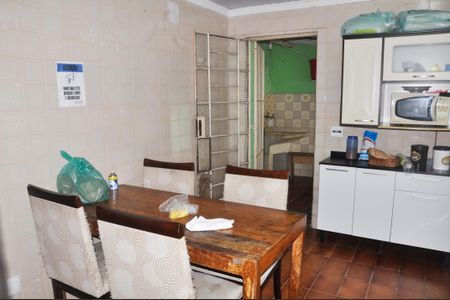 Casa à venda com 470m², 3 quartos e 2 vagasDetalhe - Casa 02 - Cozinha
