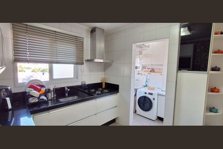 Apartamento à venda com 86m², 2 quartos e 2 vagasCozinha