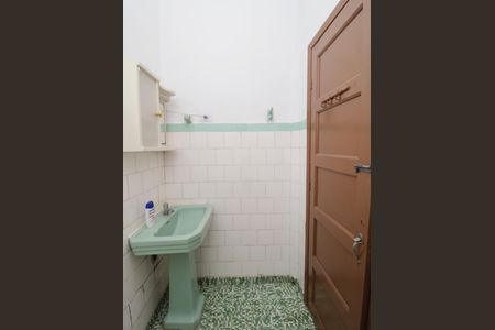 Casa para alugar com 70m², 2 quartos e 1 vagaBanheiro