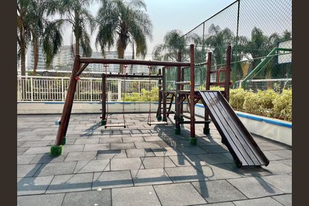 Apartamento à venda com 81m², 3 quartos e 2 vagas Apartamento à venda com 81m², 3 quartos e 2 vagasÁrea comum - Playground