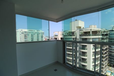Apartamento à venda com 81m², 3 quartos e 2 vagasSala - Varanda
