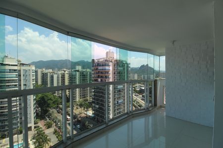 Apartamento à venda com 81m², 3 quartos e 2 vagasSala - Varanda