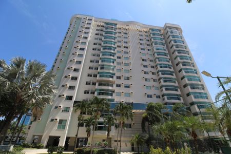 Apartamento à venda com 81m², 3 quartos e 2 vagasFachada do bloco