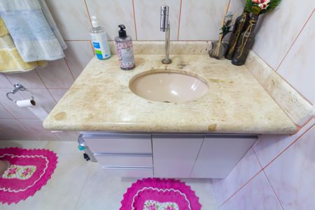 Casa à venda com 160m², 2 quartos e 2 vagas Casa à venda com 160m², 2 quartos e 2 vagasBanheiro