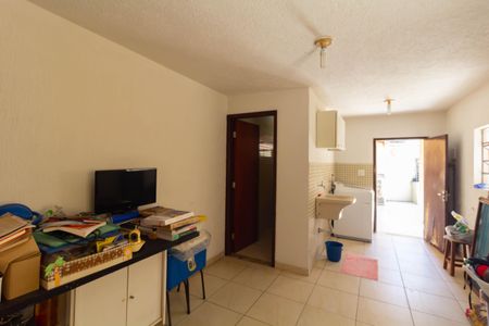 Casa à venda com 160m², 2 quartos e 2 vagas Casa à venda com 160m², 2 quartos e 2 vagasQuarto de Serviço