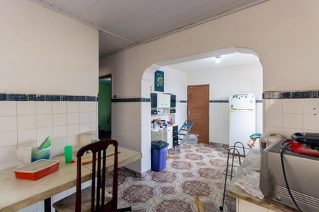 Casa à venda com 296m², 4 quartos e 1 vagaCozinha