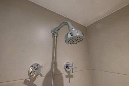 Studio para alugar com 33m², 1 quarto e 1 vaga Studio para alugar com 33m², 1 quarto e 1 vagaBanheiro