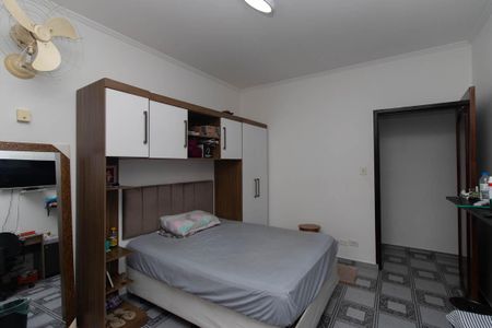 Casa à venda com 205m², 4 quartos e 3 vagas Casa à venda com 205m², 4 quartos e 3 vagasQuarto 1