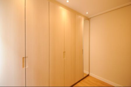 Apartamento à venda com 100m², 3 quartos e 2 vagasQuarto 2