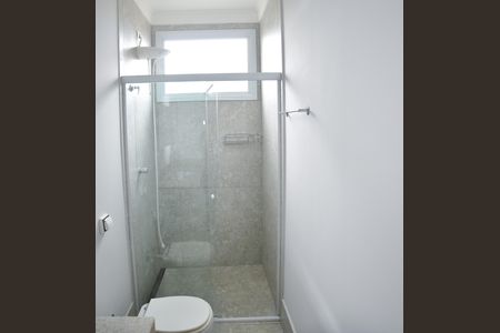 Casa de condomínio para alugar com 220m², 4 quartos e 4 vagas Casa de condomínio para alugar com 220m², 4 quartos e 4 vagasBanheiro 4 (suíte quarto 4)